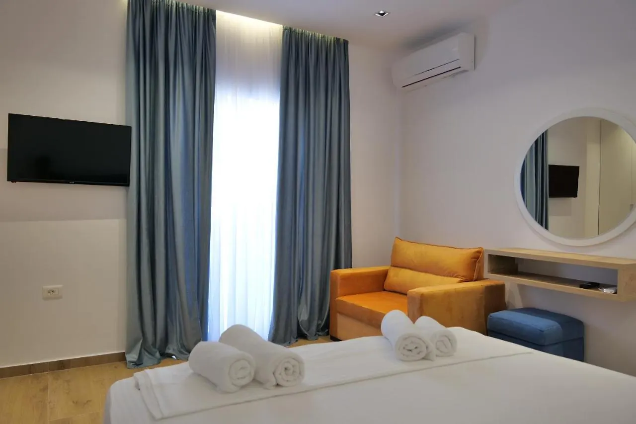 Summer Point Hotel Ксамил