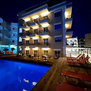 Class Hotel